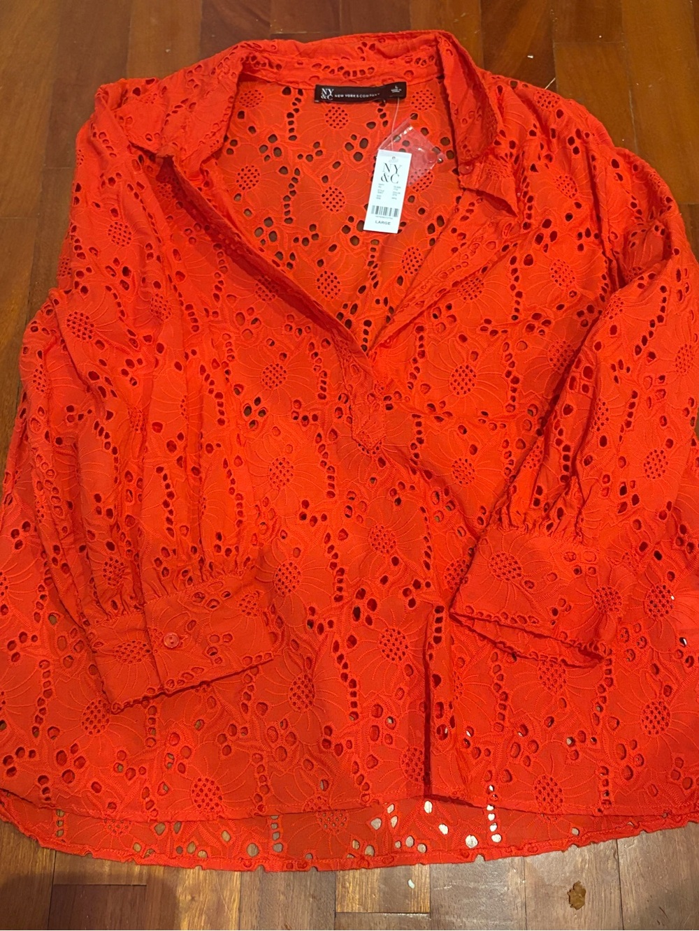 NEW WITH TAGS Eyelet Button-Front Top